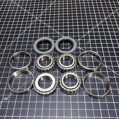 Loader Front Wheel Bearing Kit for 644, 646, 648 & 6000 Series loaders