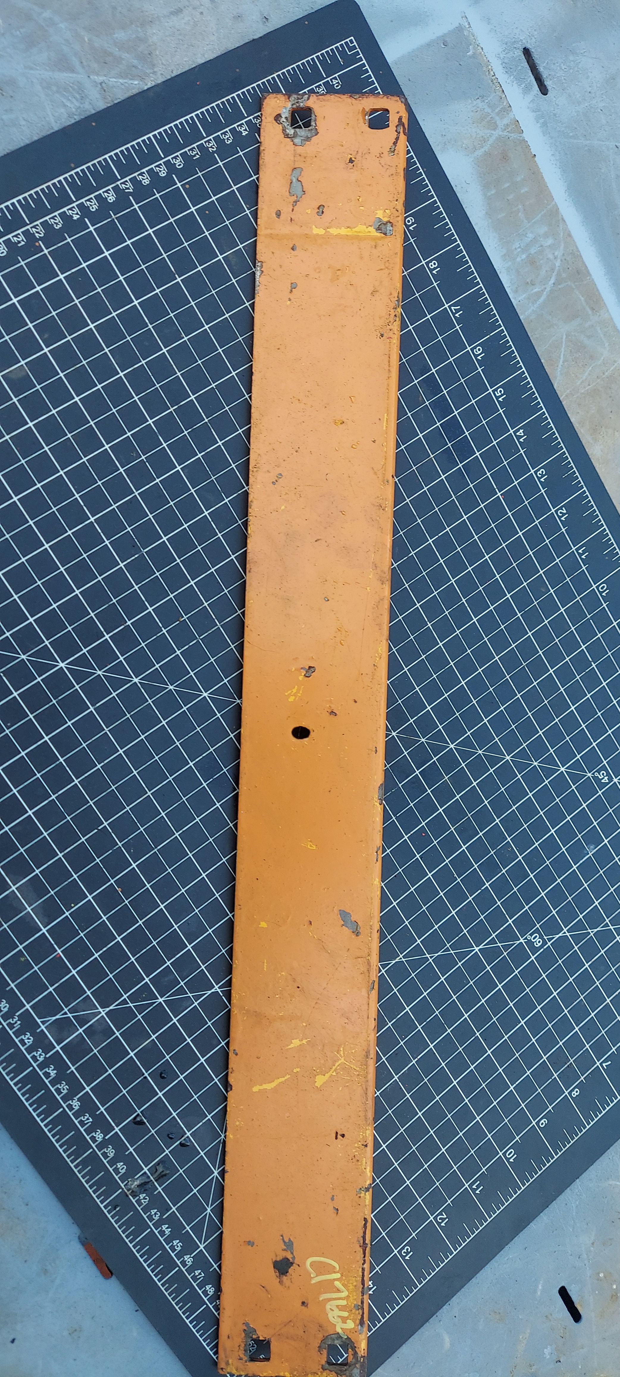 C17662 -U Grill/Hood Supports For 600 Series Loaders *USED*