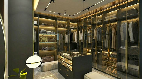 Walk- in-closet