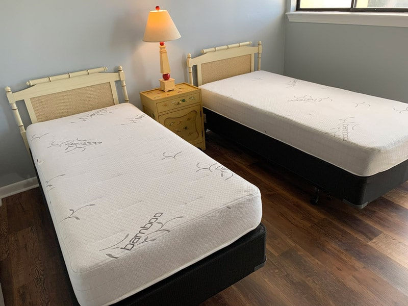 Gel Memory foam mattresses Twin XL size