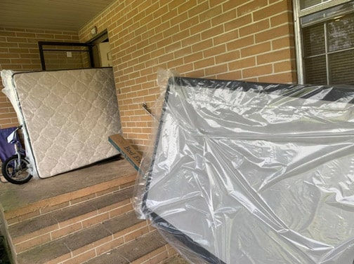 Mattress set was delivered in Brent Pensacola Florida!