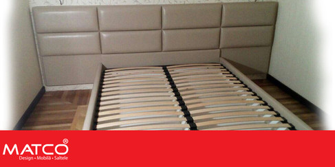 Model Tony cu tapitarie