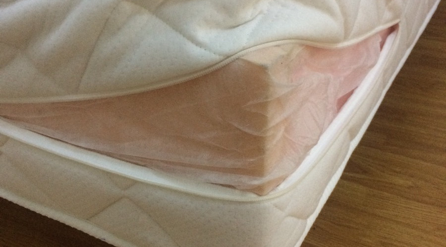 saltea in showroom de model pocket