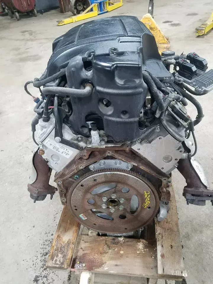 Thumbnail: 2013 2014 Chevrolet Suburban 1500 5.3L LMG Engine For Sale