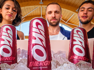 « Ils l’ont fait » : Squeezie, Léna et Inoxtag s’attaquent aux boissons énergisantes avec Ciao Energy, leur version plus « clean »