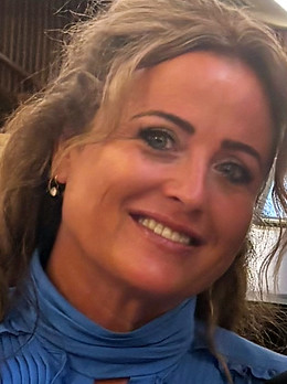 Julia Pearce - photo 1.jpg