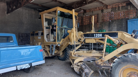 Nossos equipamentos
Demolidora Ferreira Lima - demolição e terraplenagem