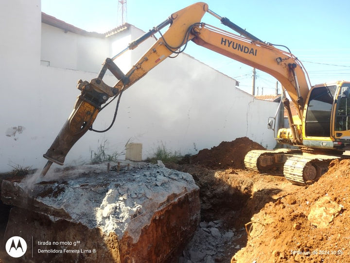 Celltec sites , Indaiatuba São Paulo - Demolidora Ferreira Lima - Demolição e terraplenagem