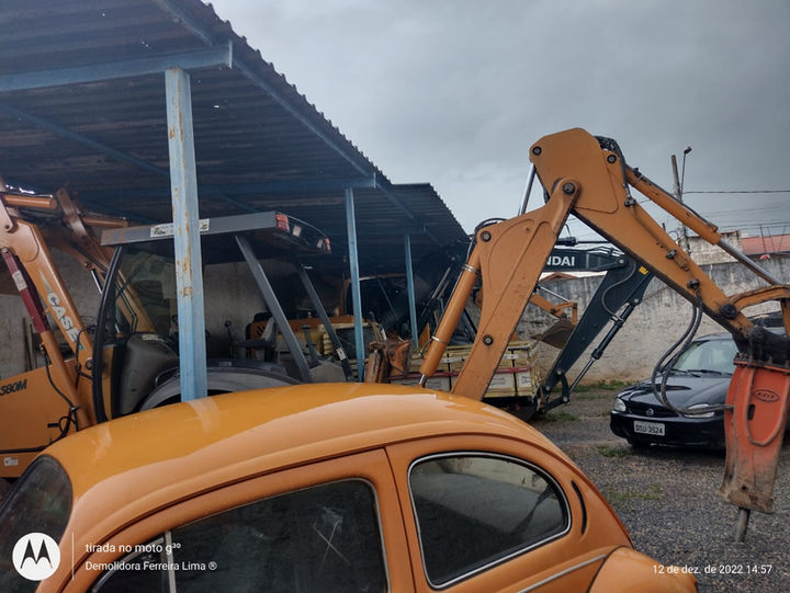 Nossos equipamentos
Demolidora Ferreira Lima - demolição e terraplenagem