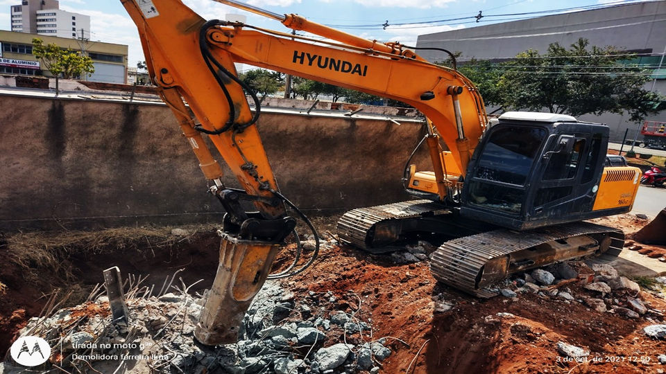 Demolição de base de concreto, estrutura de telefonia, estrutura de base de concreto em indaiatuba, demolidora ferreira lima, clemar engenharia