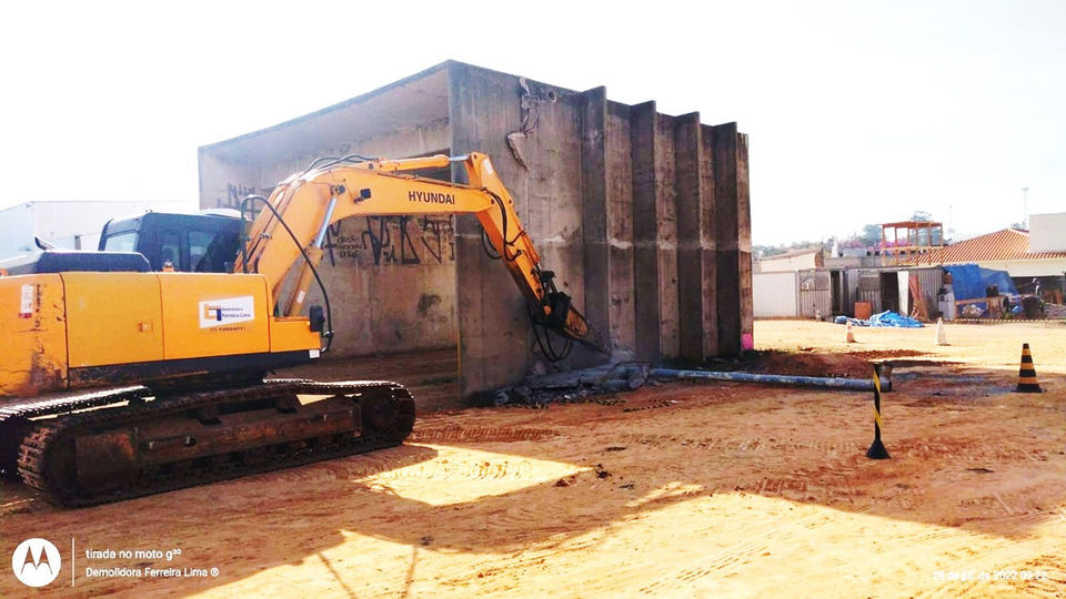 demolição de estrutura de concreto armado, demolição de baixo, médio e alto grau de complexidade, grupo pão de açucar, demolidora ferreira lima, klar construtora