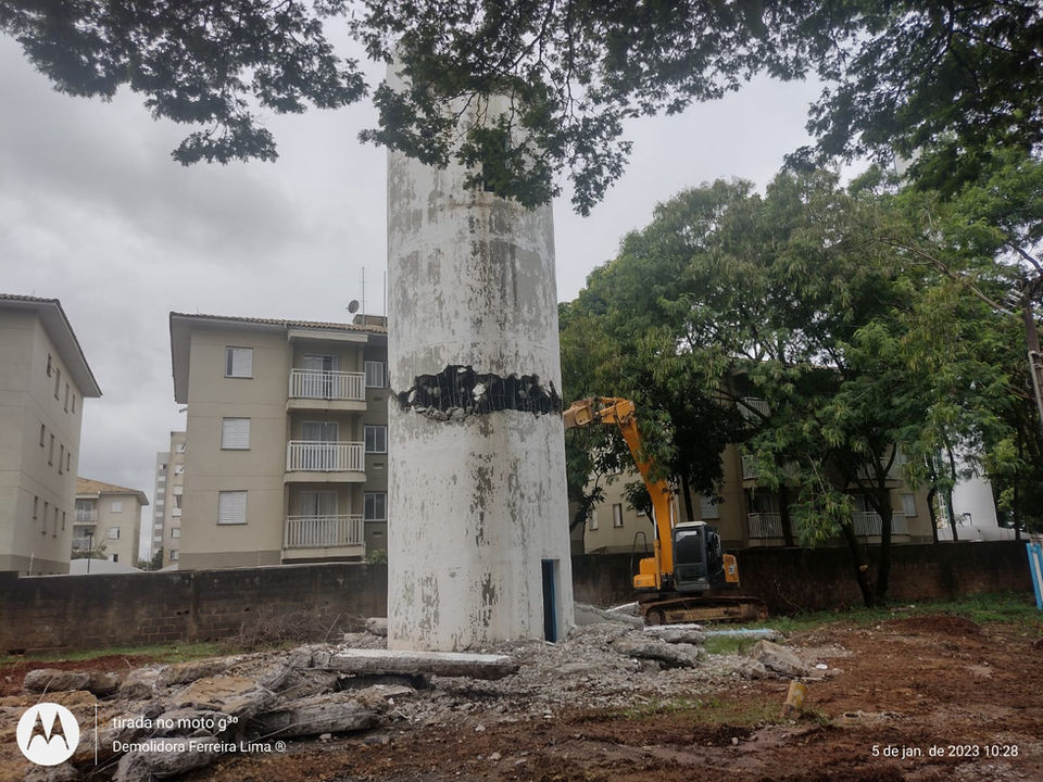 Longitude Incorporadora / Sabesp - Demolidora Ferreira Lima