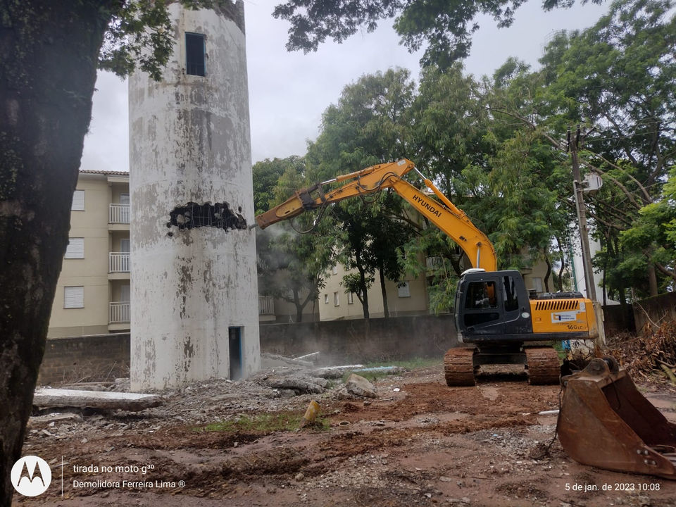 Longitude Incorporadora / Sabesp - Demolidora Ferreira Lima