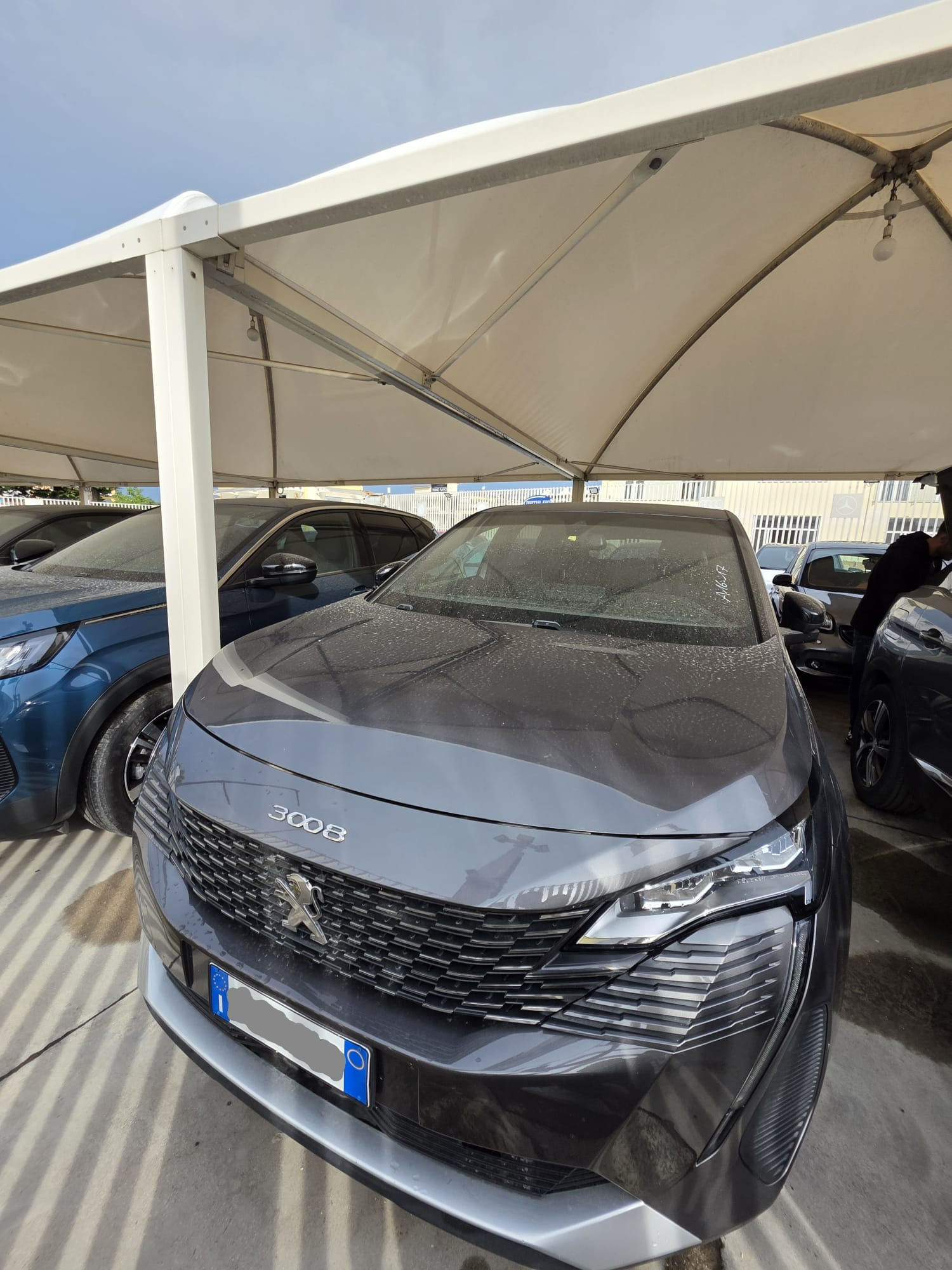 PEUGEOT 3008ALLURE 1.5 130 CV