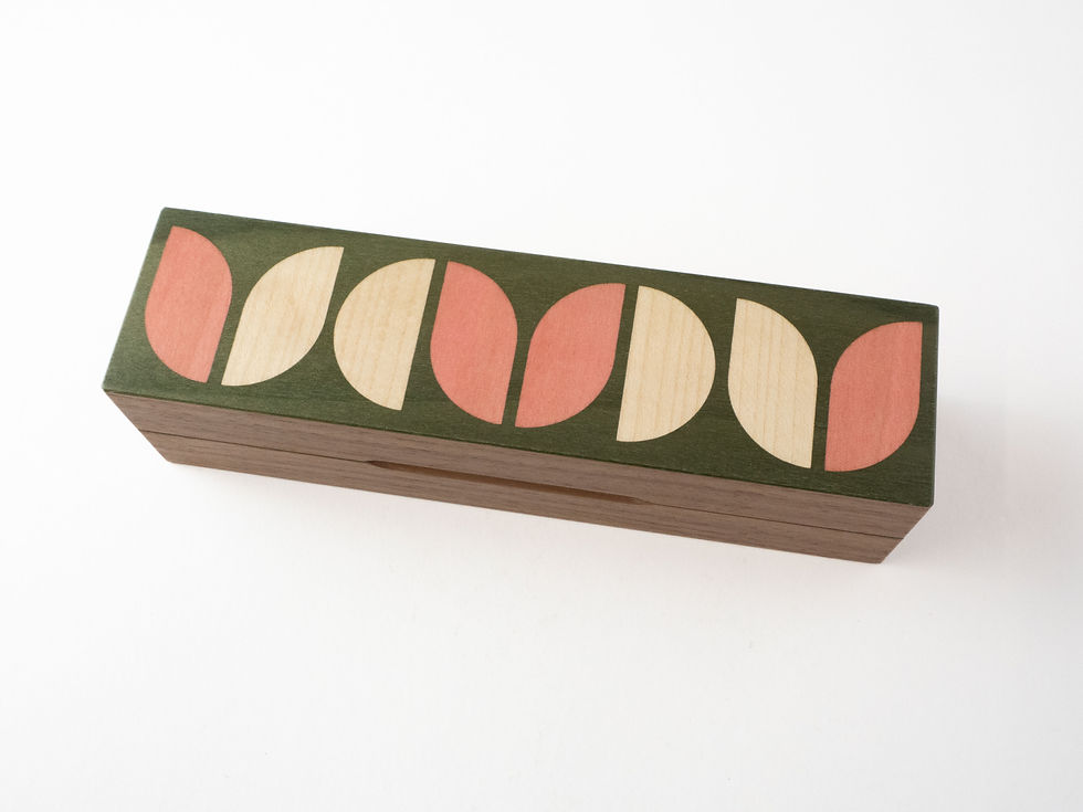 Thumbnail: Tulip ring holder