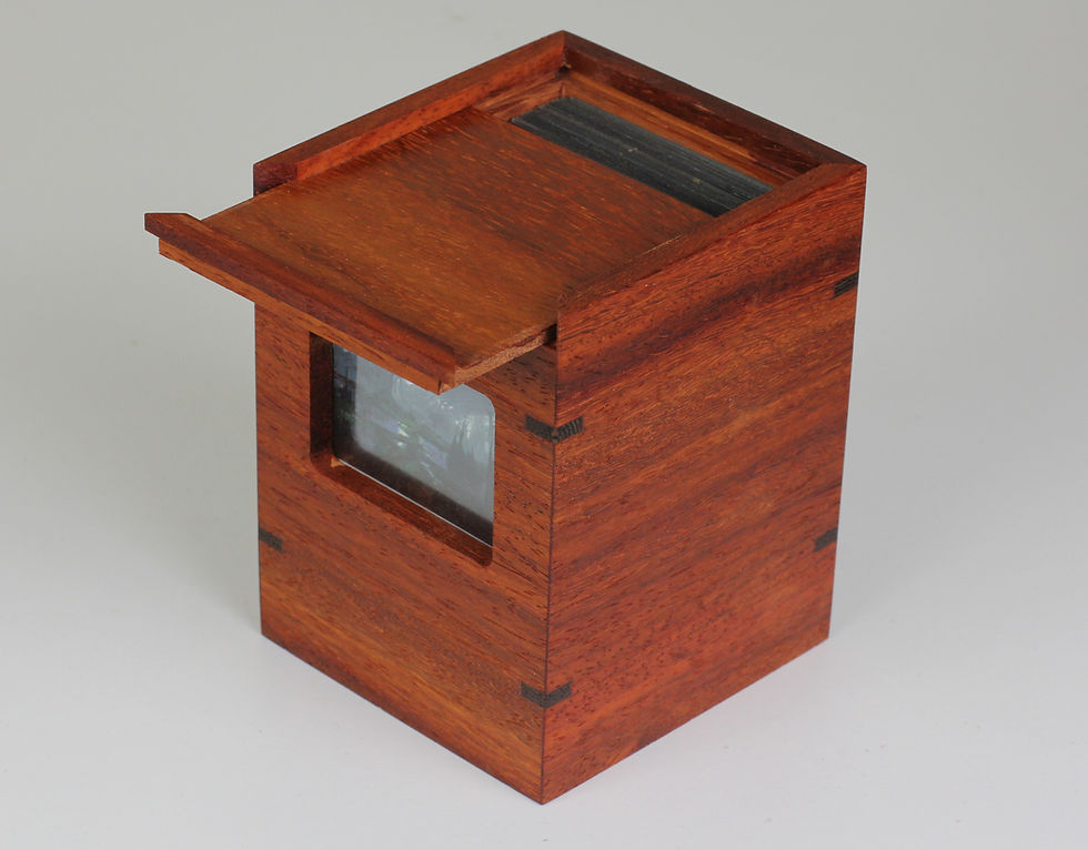 Thumbnail: Paduak / Wenge Deck Vault 100 DB sleeve