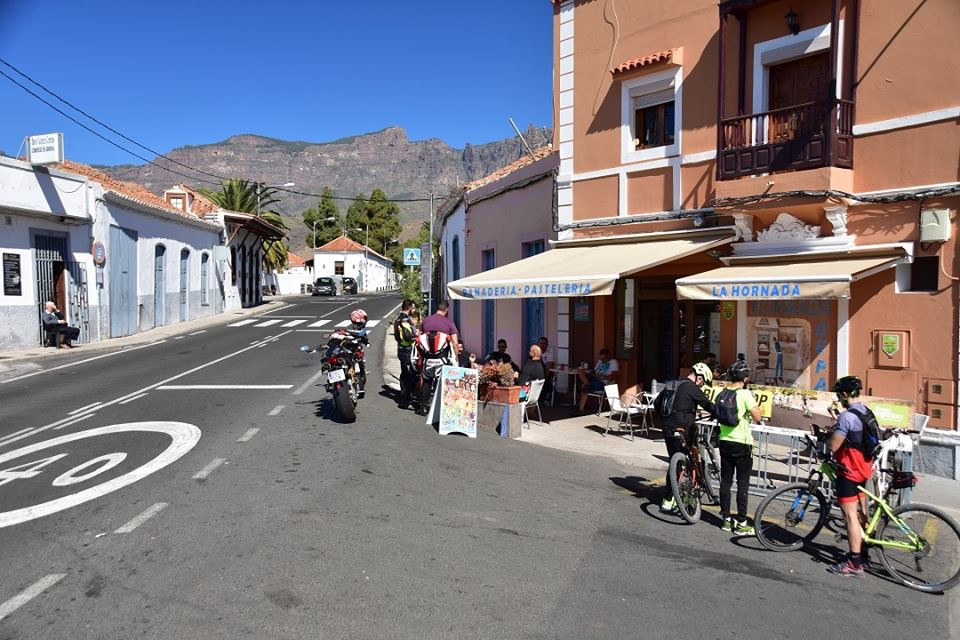 Fly Fishing for Carp in Gran Canaria with the Gouldfish Car'Poon
