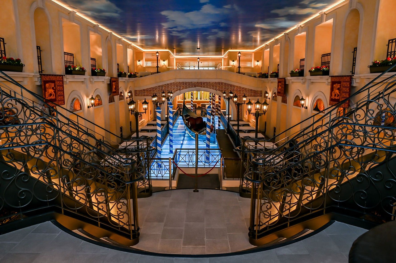 Main Dining onboard Venezia