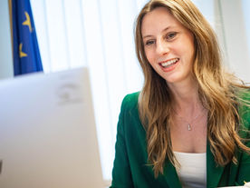 Leto zaupanja, teden odločitev