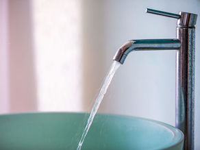 Why Your Plumber Hates That “Bargain” Faucet: Big Box vs. Professional Grade