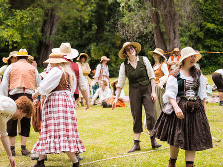 2026 Hobbit Helper & Family Head Applications 