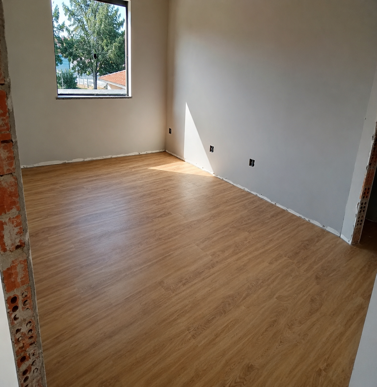 PISO VINÍLICO DE PVC PAPOULA