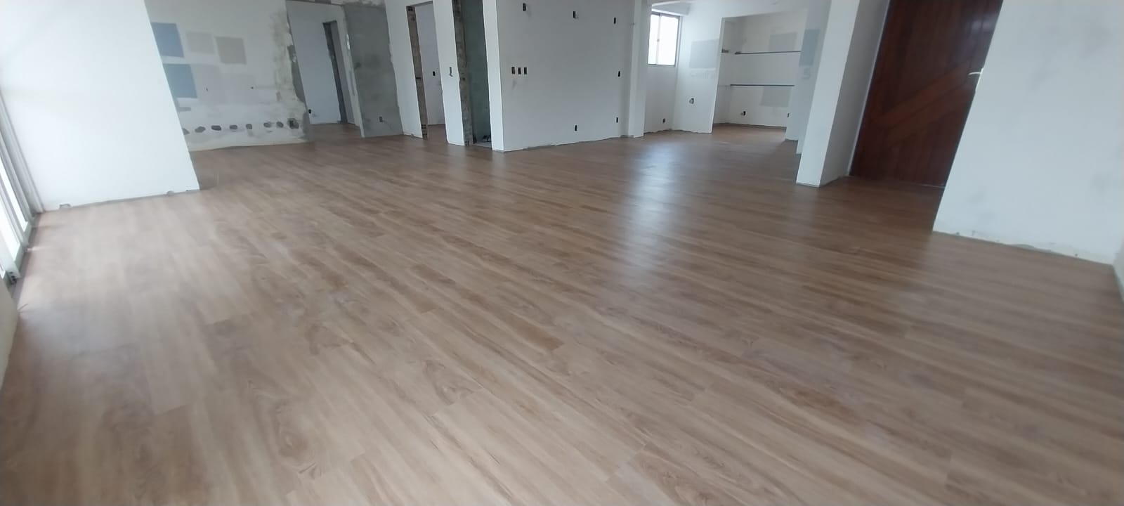 PISO VINÍLICO DE PVC PAPOULA