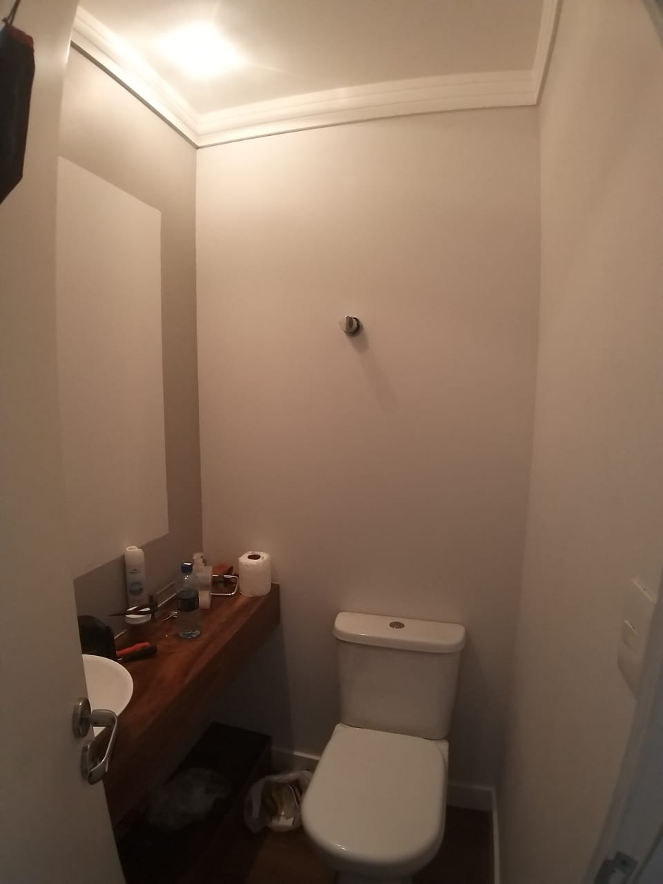 PAPEL DE PAREDE VINÍLICO INSTALADO