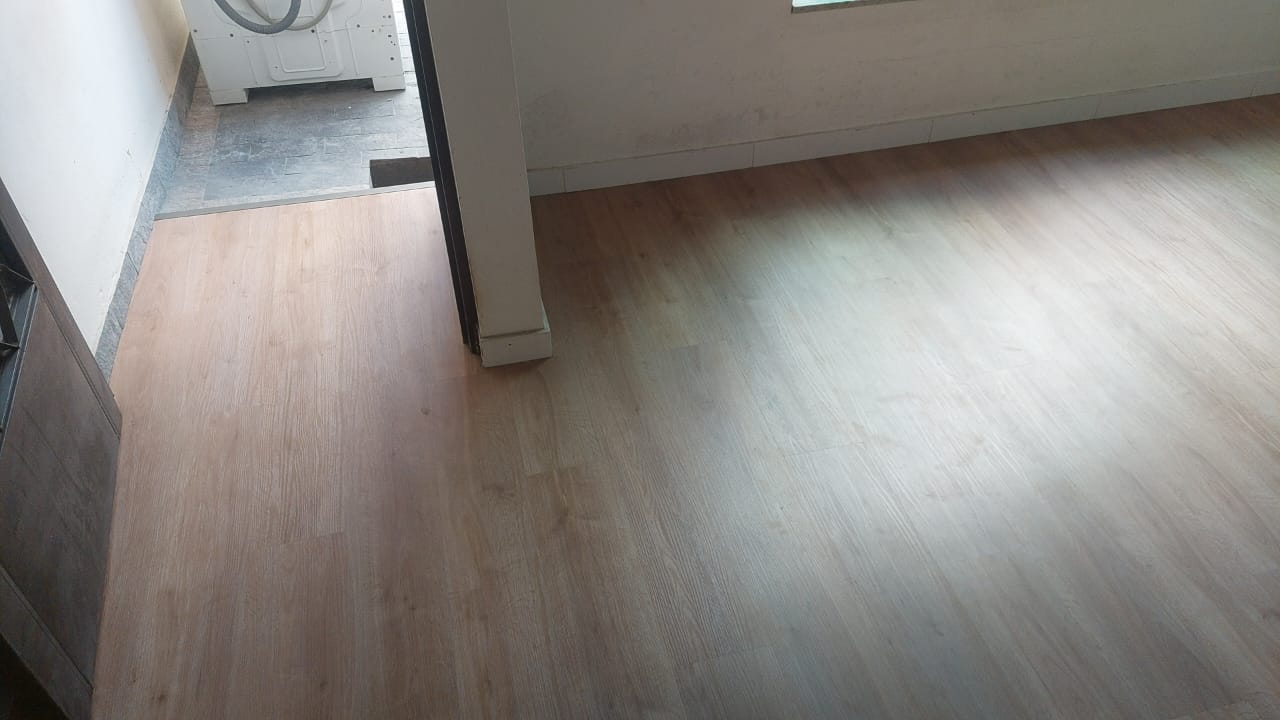 PISO VINÍLICO BAOBÁ — foto 4