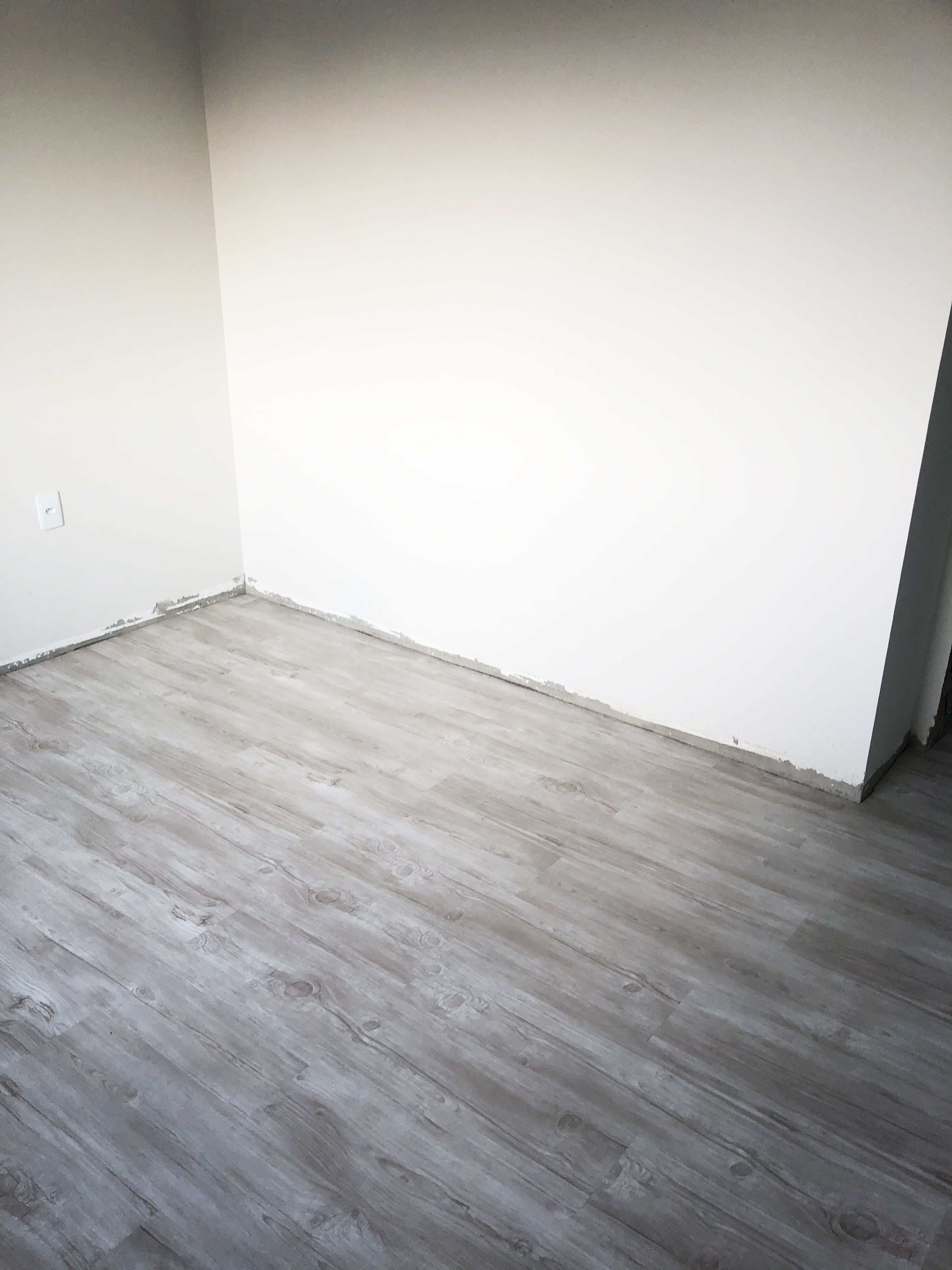 PISO DE PVC PÁTINA NEVOA — foto 5
