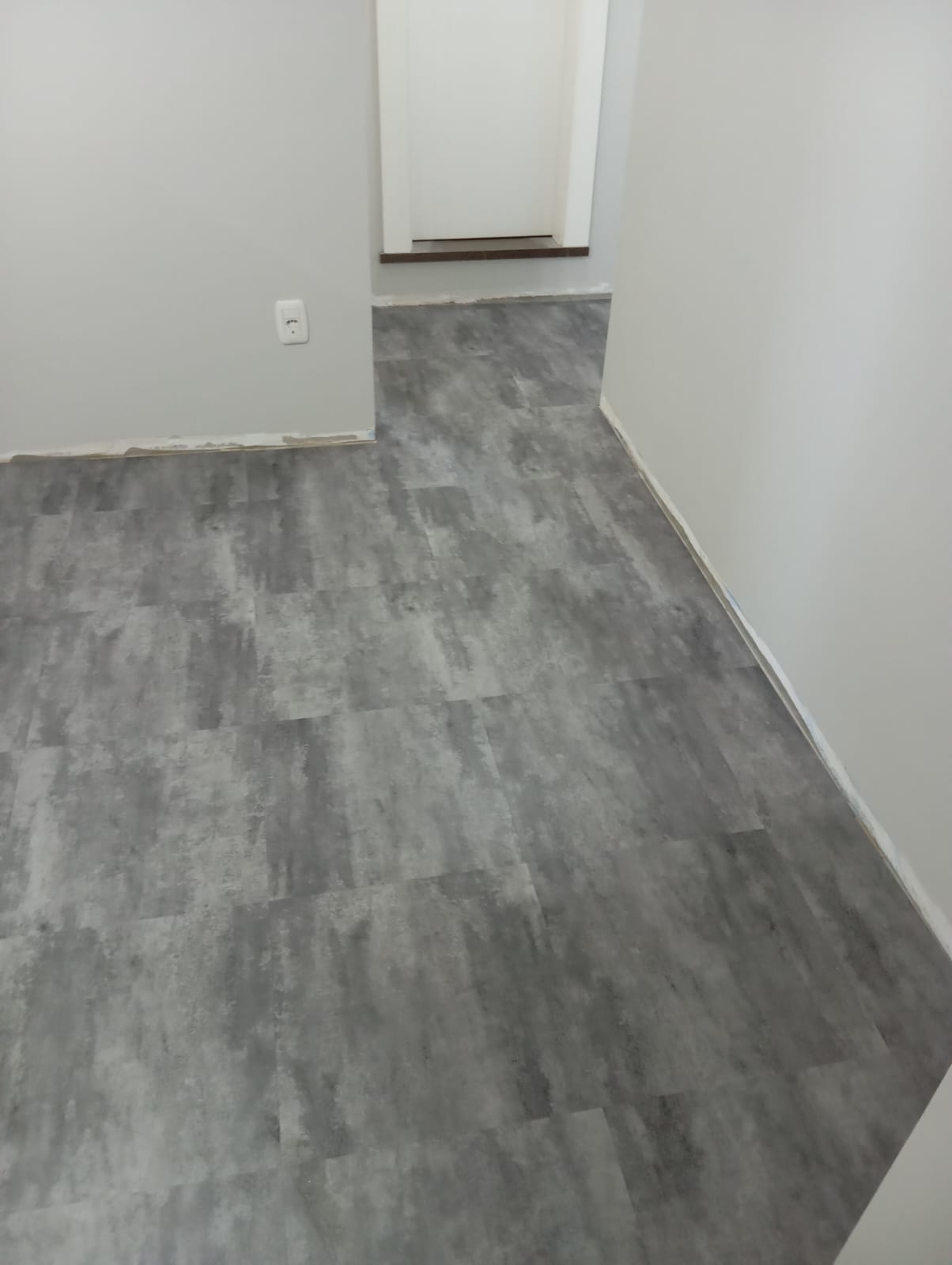 PISO VINÍLICO DE PVC CHUMBO — foto 6