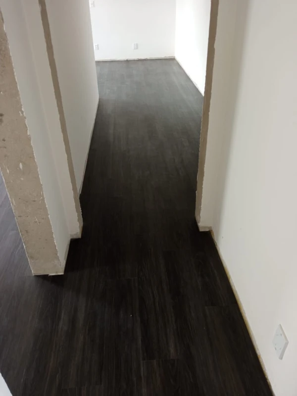PISO DE PVC JABUTICABA — foto 1