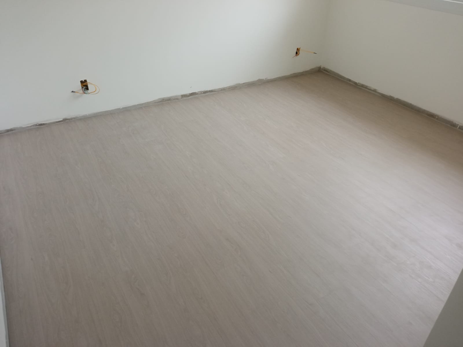 PISO VINÍLICO DE PVC LINHEIRO — foto 10