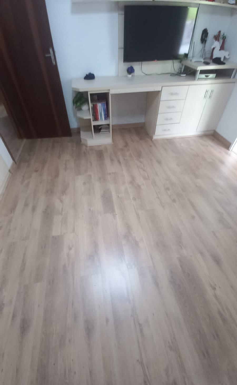 PISO LAMINADO CARVALHO RUSTIC — foto 4