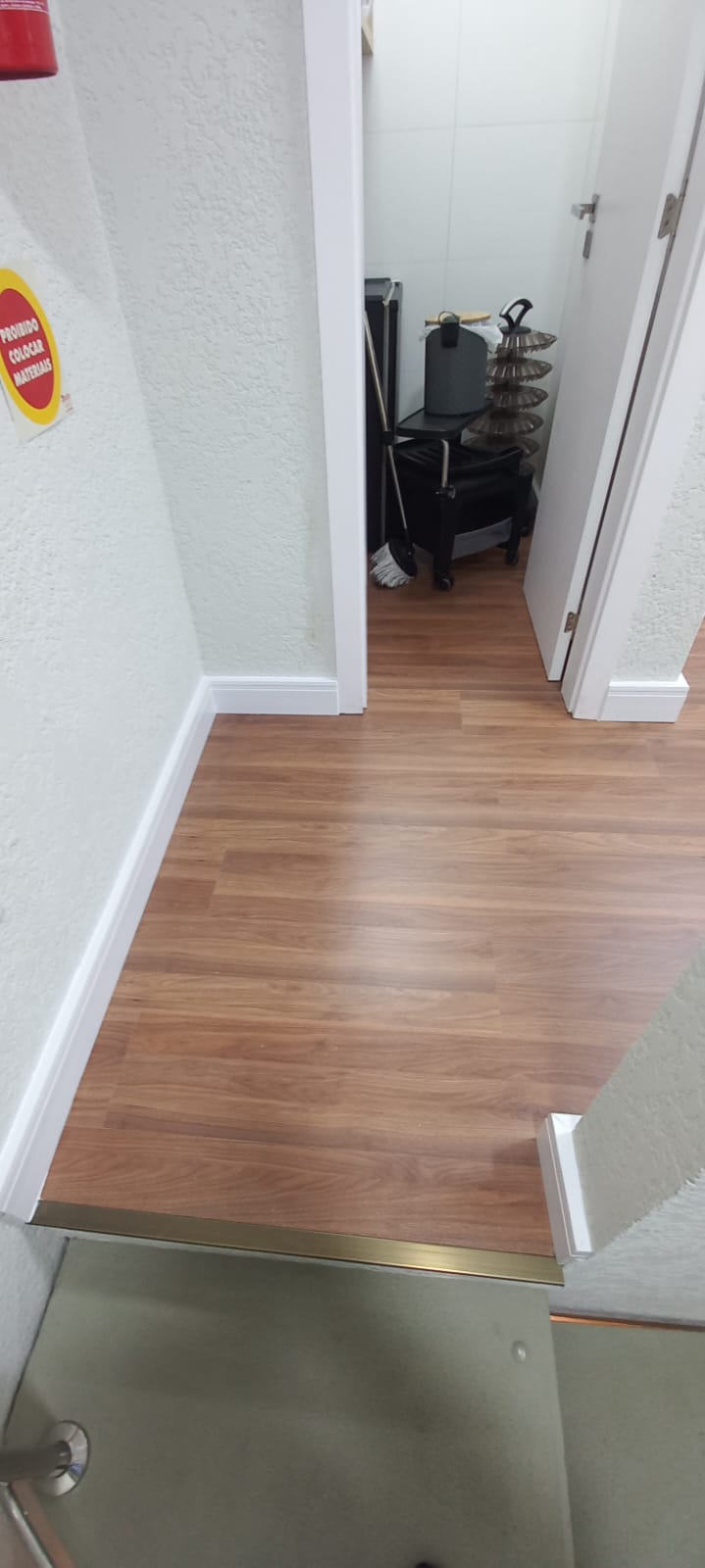 PISO LAMINADO DE MADEIRA NOCE ORO — foto 3