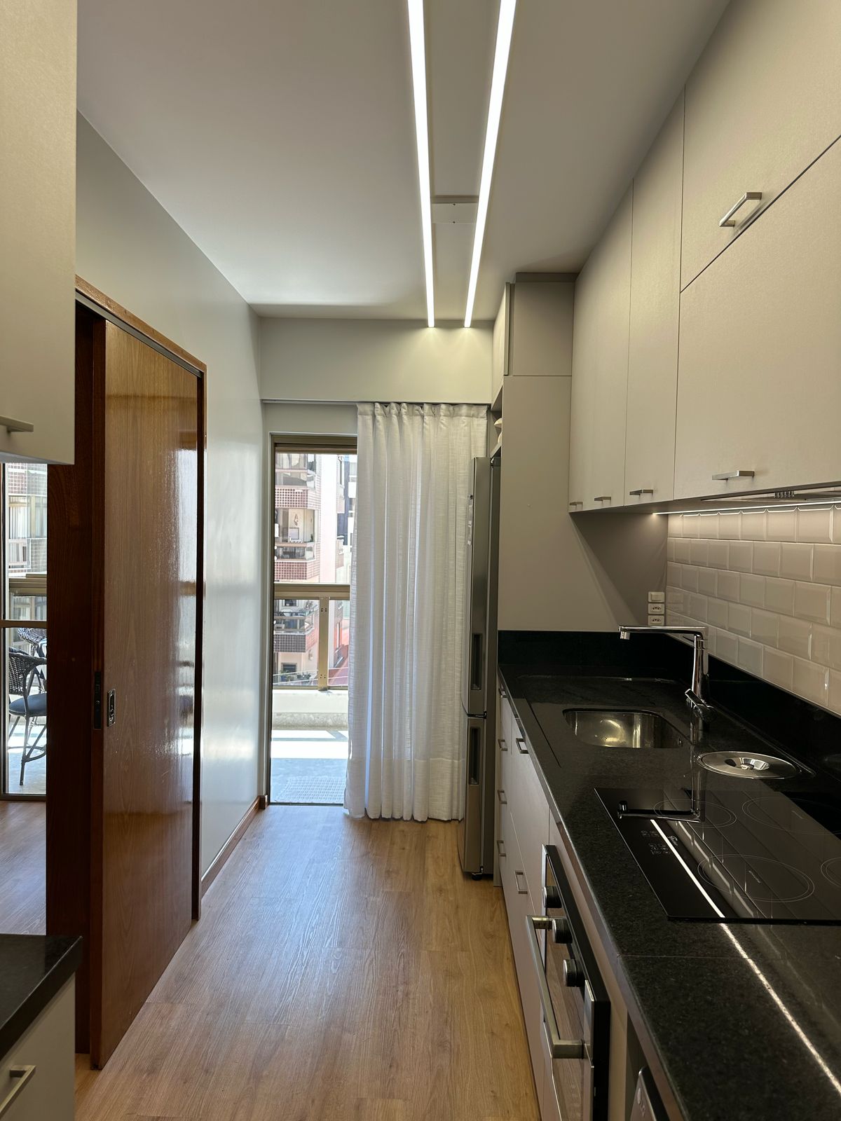 PISO VINÍLICO DE PVC EMBAÚBA — foto 4