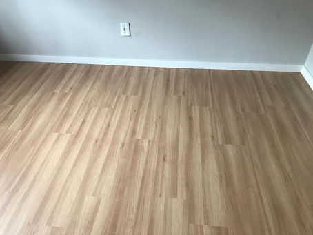 PISO DE PVC IPÊ REALE