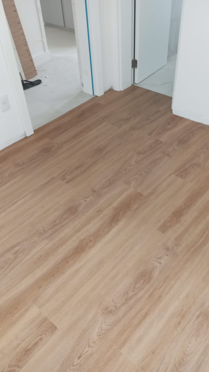 PISO VINÍLICO DE PVC PAPOULA — foto 3