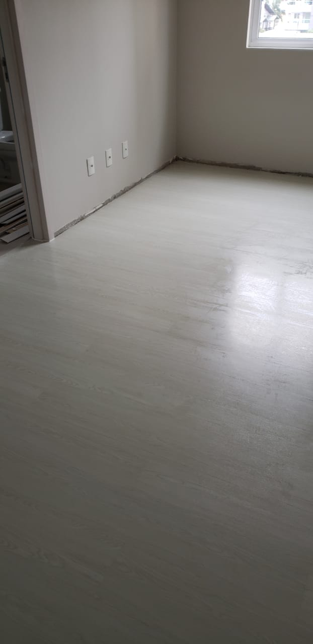 PISO DE PVC CREMA WHITE — foto 2