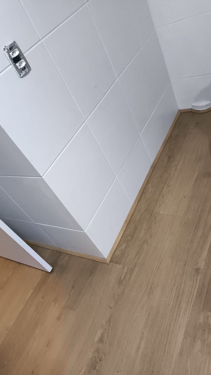 PISO LAMINADO CARVALHO NATURAL — foto 2