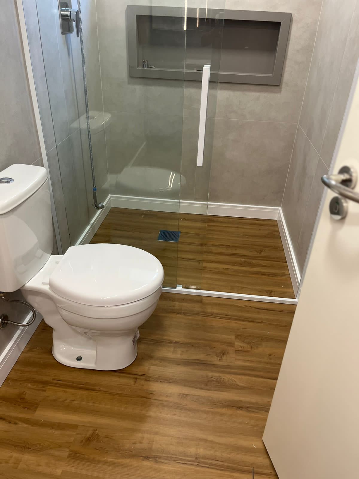 PISO VINÍLICO BÉTULA INSTALADO — foto 8