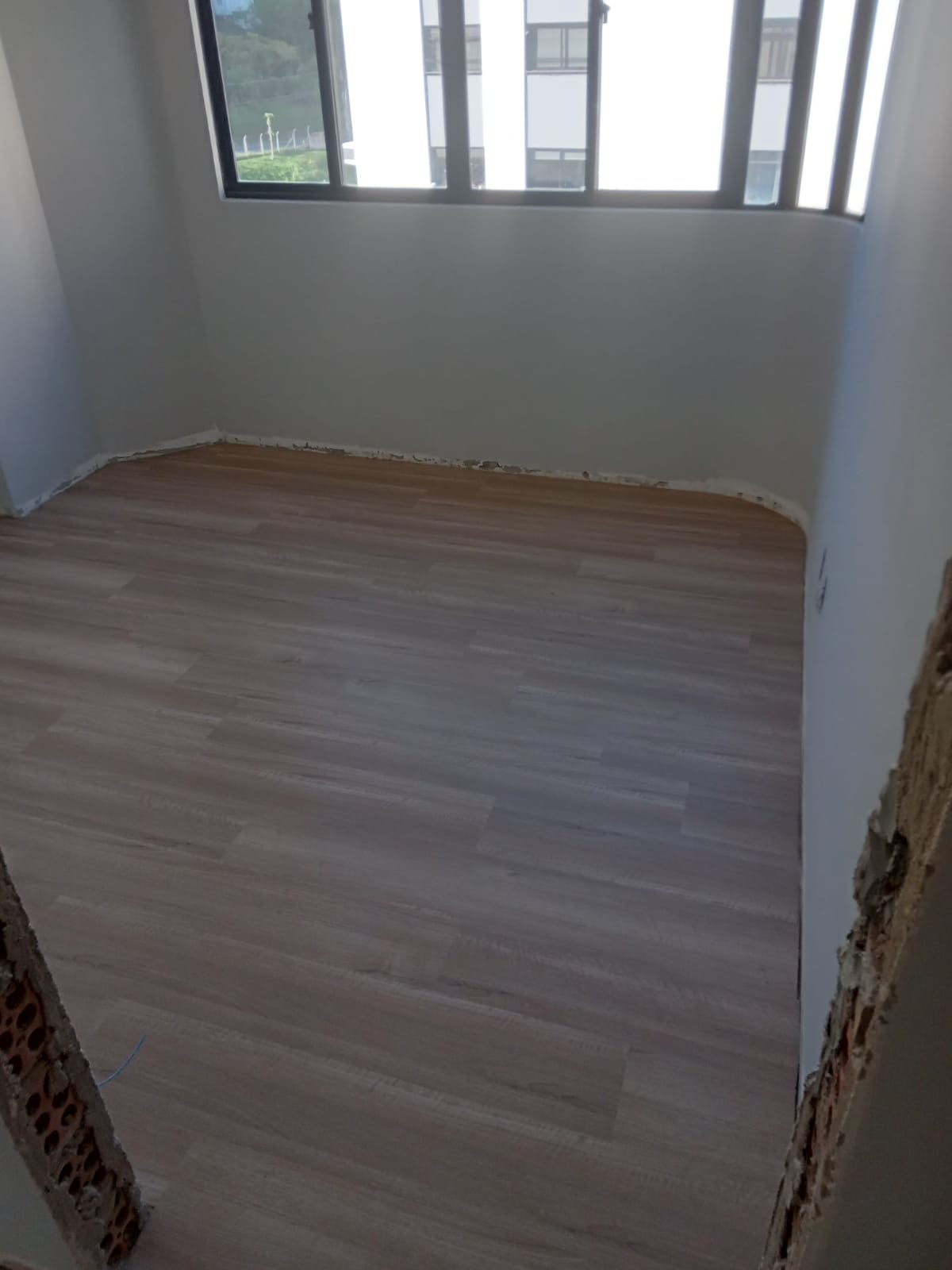 PISO VINÍLICO VANILLE — foto 12