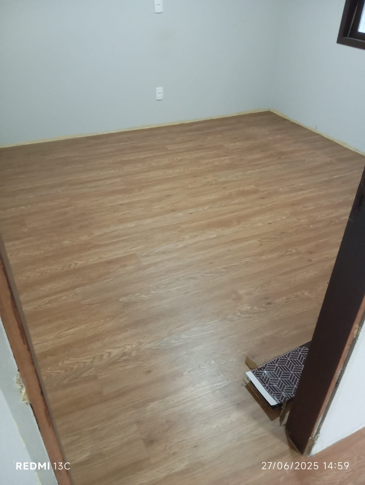 PISO VINÍLICO DE PVC ANDIROBA — foto 2