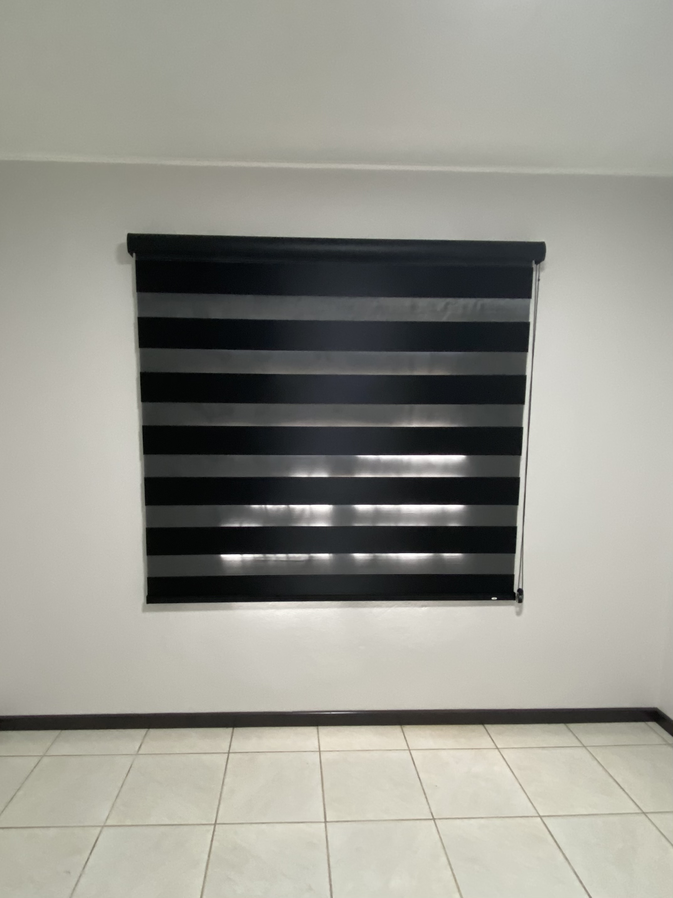 PERSIANA ROLÔ PRÉCIA — foto 4