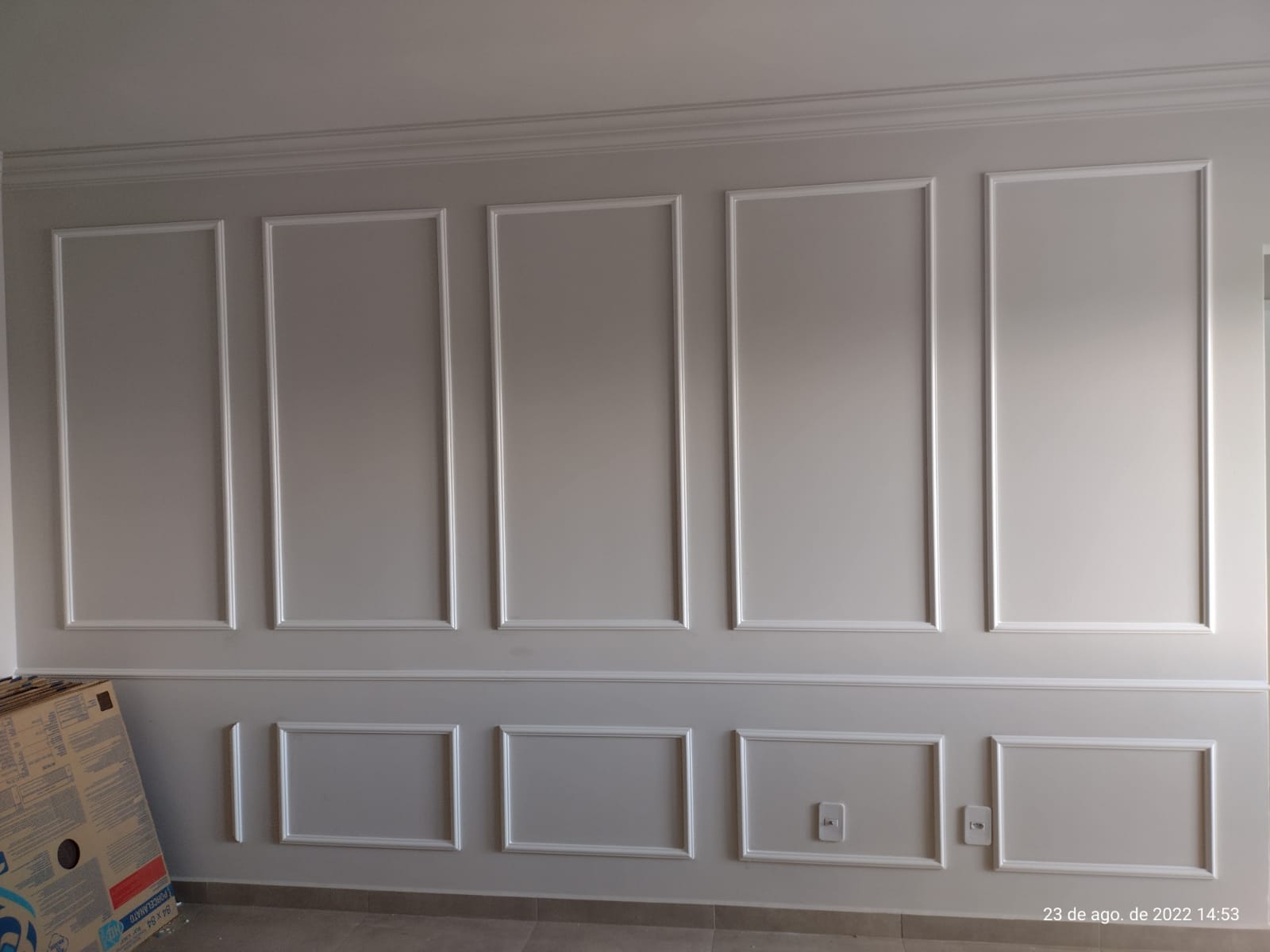 INSTALAÇÃO DE BOISERIE