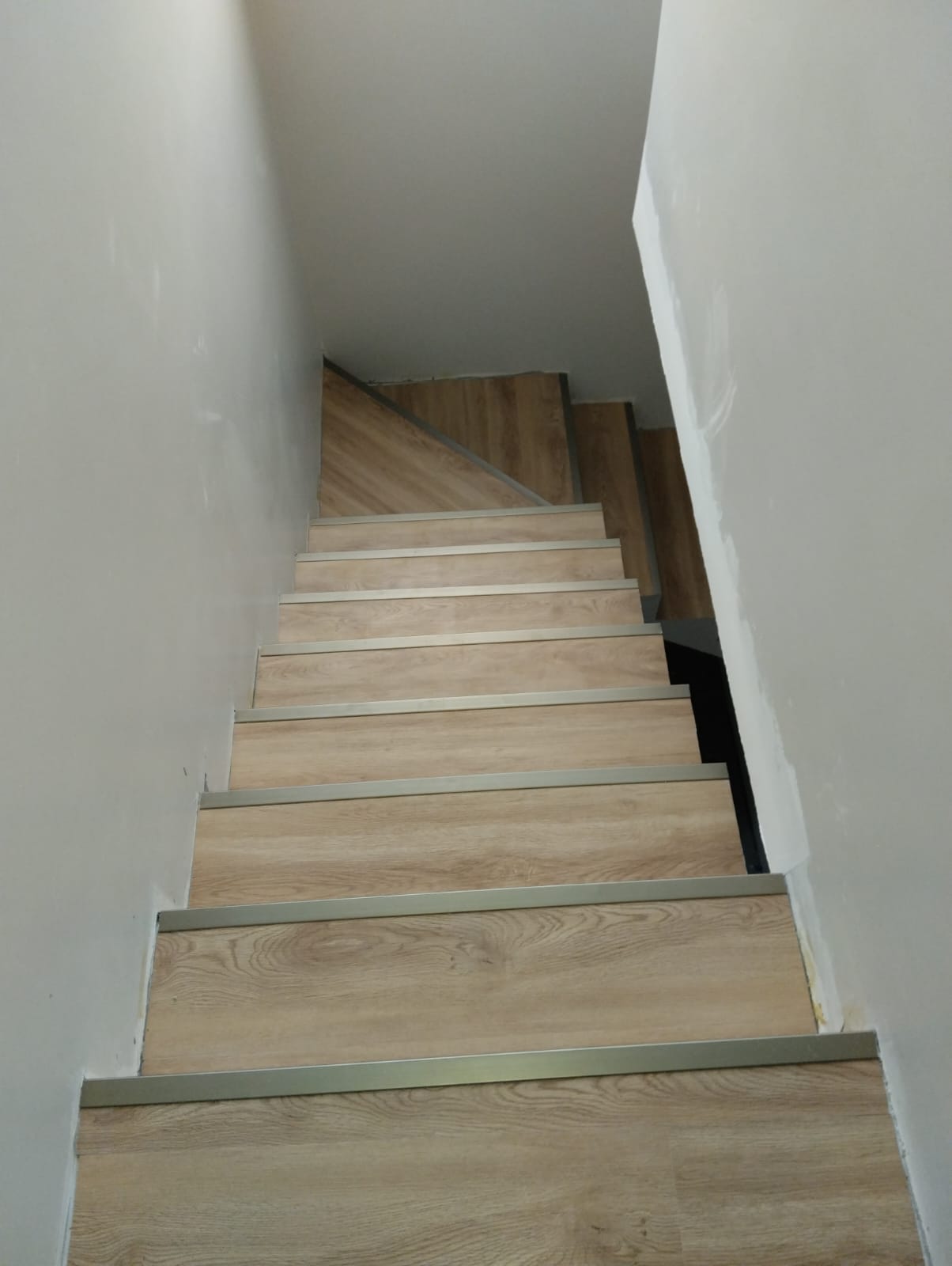 PISO VINÍLICO DE PVC PAPOULA — foto 3
