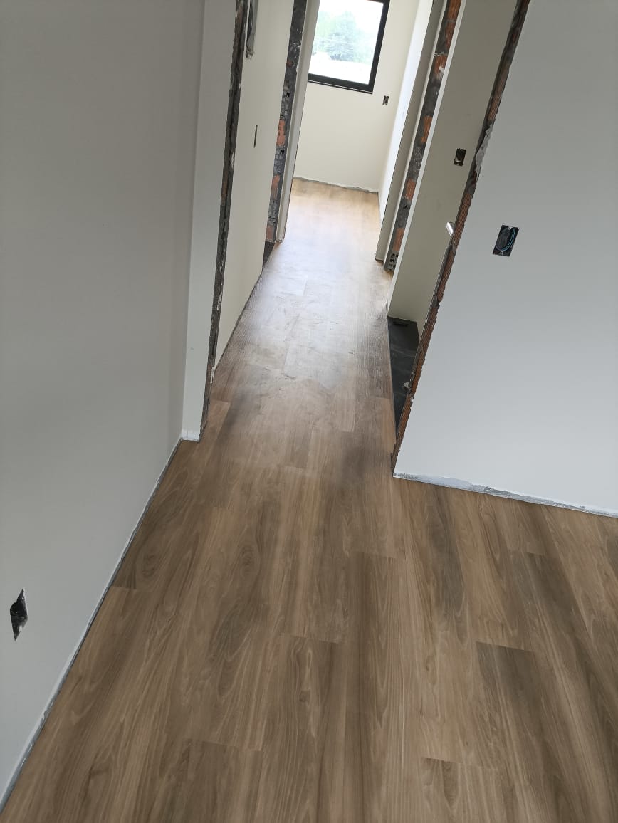 PISO VINÍLICO DE PVC CAMÉLIA — foto 2