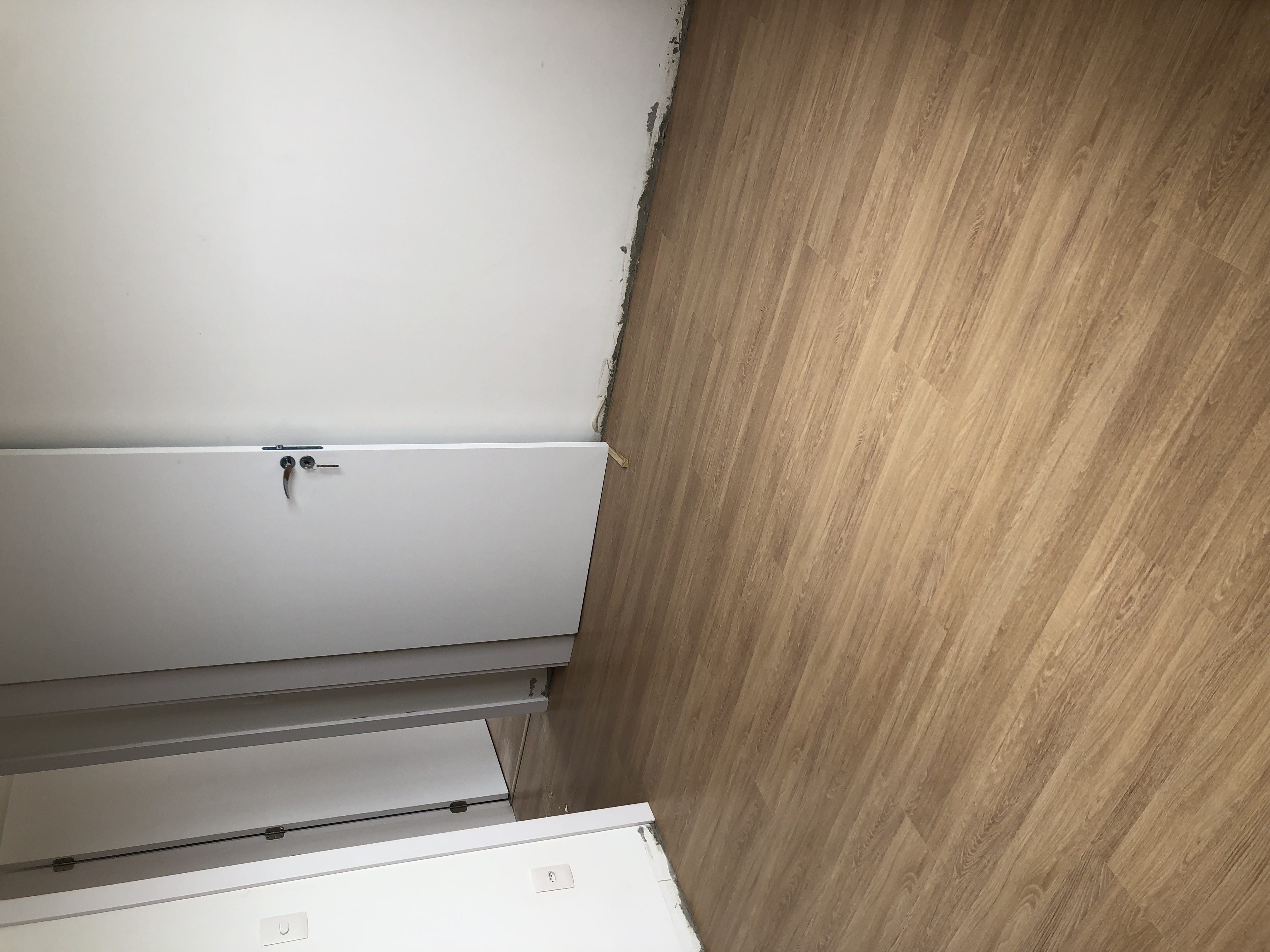 PISO LAMINADO INSTALADO — foto 5