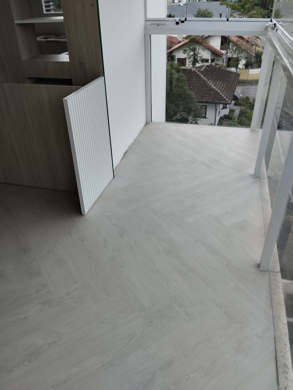 PISO VINÍLICO DOMINIQUE — foto 13
