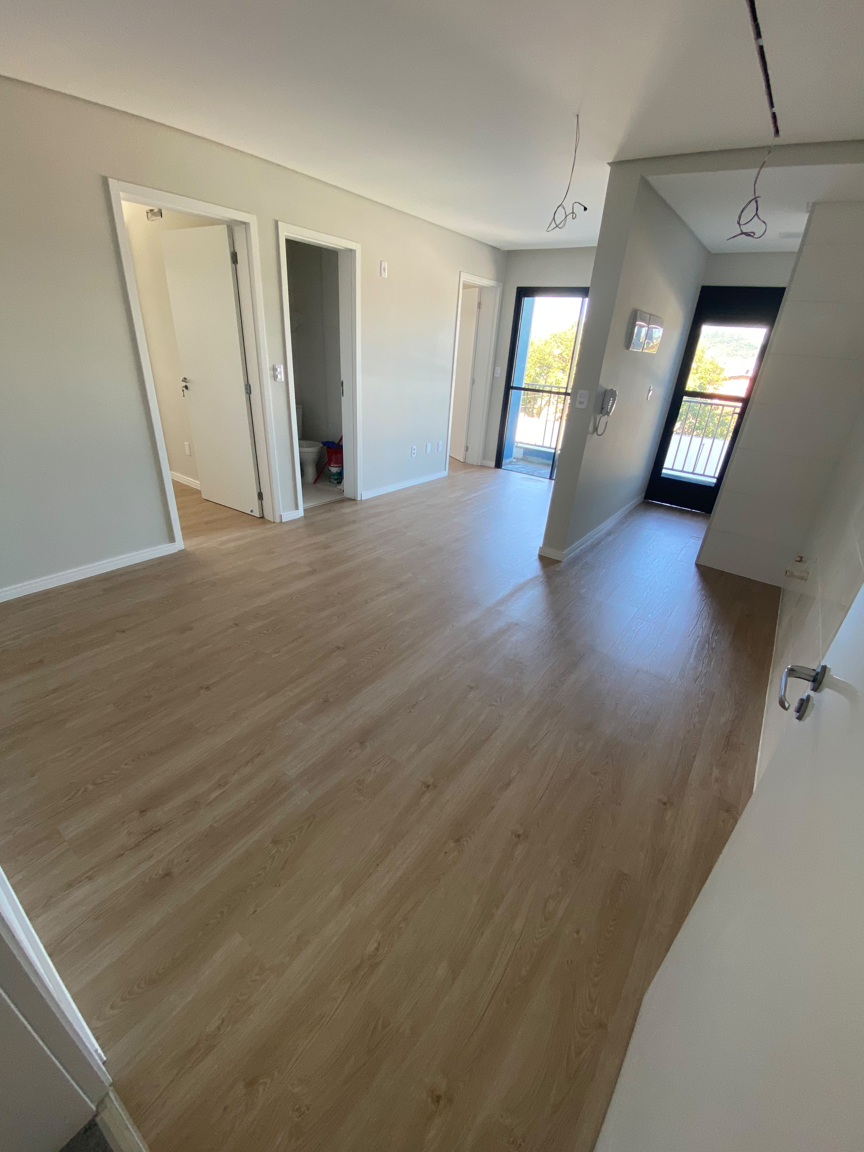 PISO VINÍLICO DE PVC FIGUEIRA — foto 5